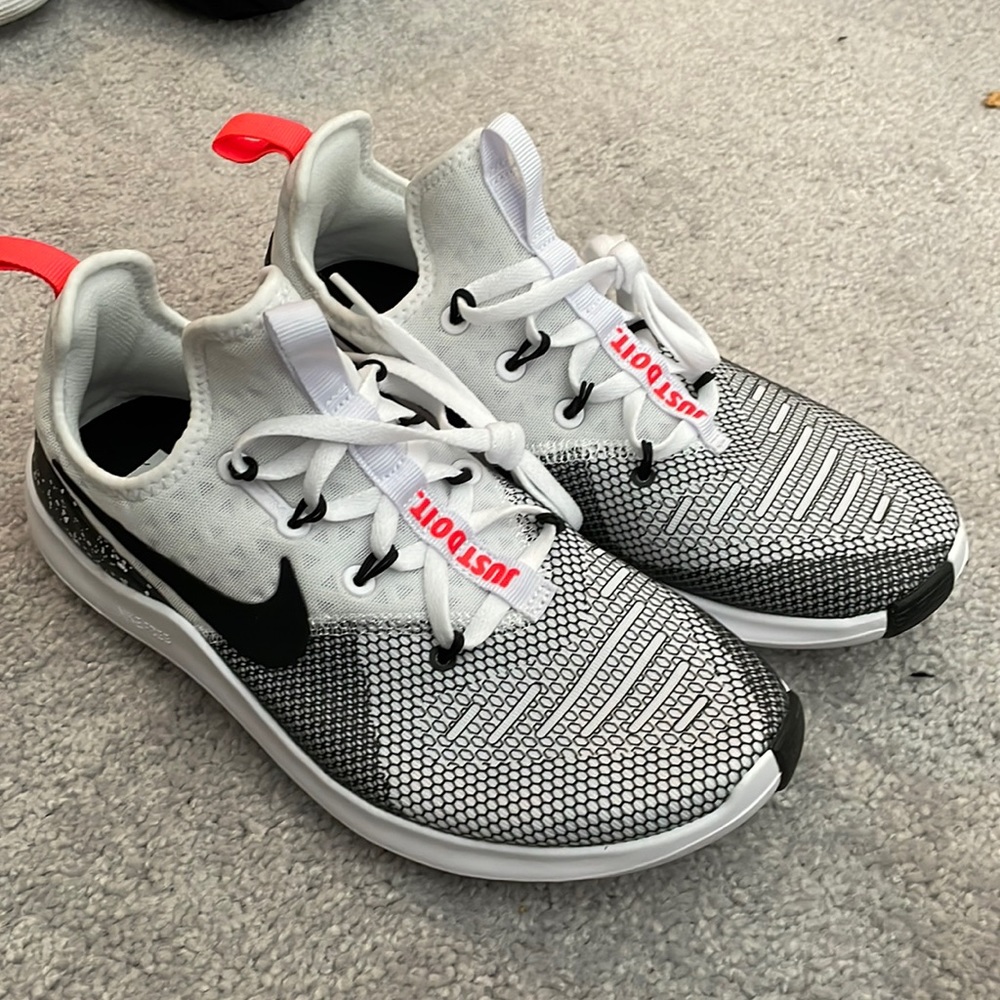 Womens Nike Free Tr 8 Training Shoe sz 7 NEW